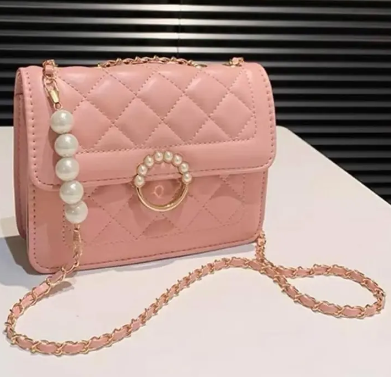 Premium Grade Luxury Pearl Leather Handbag For Women